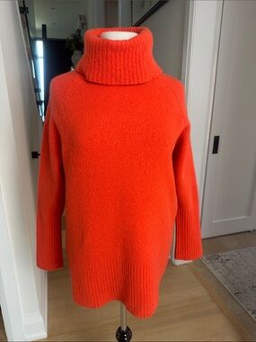 Banana Republic Orange Turtleneck Merino Wool Blend Sweater with side Zipper L